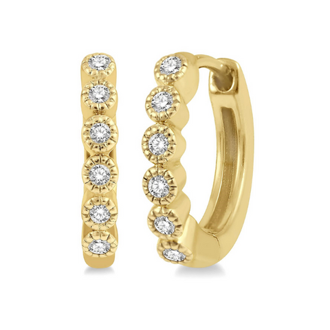 1/10 ctw Round Cut Diamond Huggie Earrings in 10K Yellow Gold