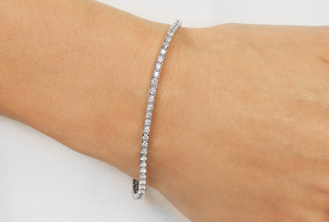 Shop Diamond Bracelets at Robert Irwin Jewelers with free 2-day shipping